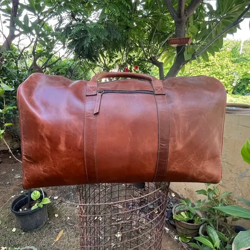 Classic Leather Duffle Bag – Stylish, Spacious & Travel-Ready LDB 02