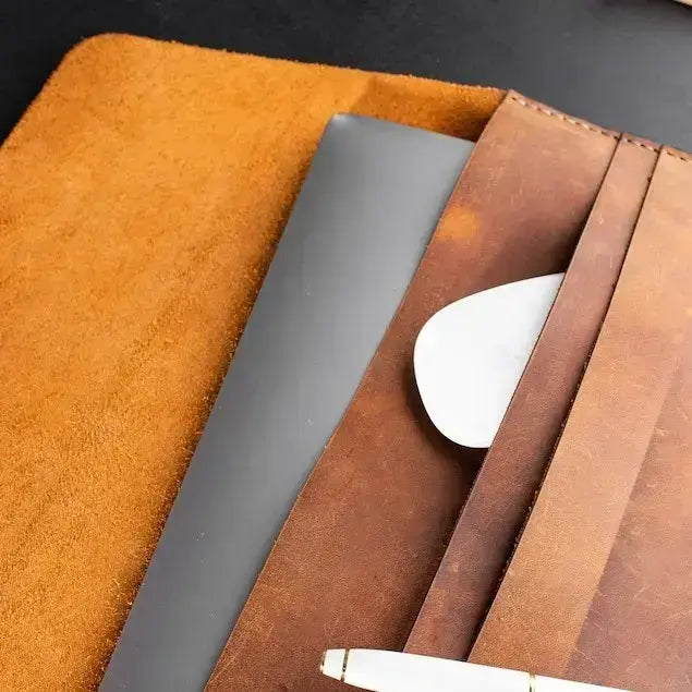 Premium Leather MacBook Sleeve – Stylish & Protective LMS 01