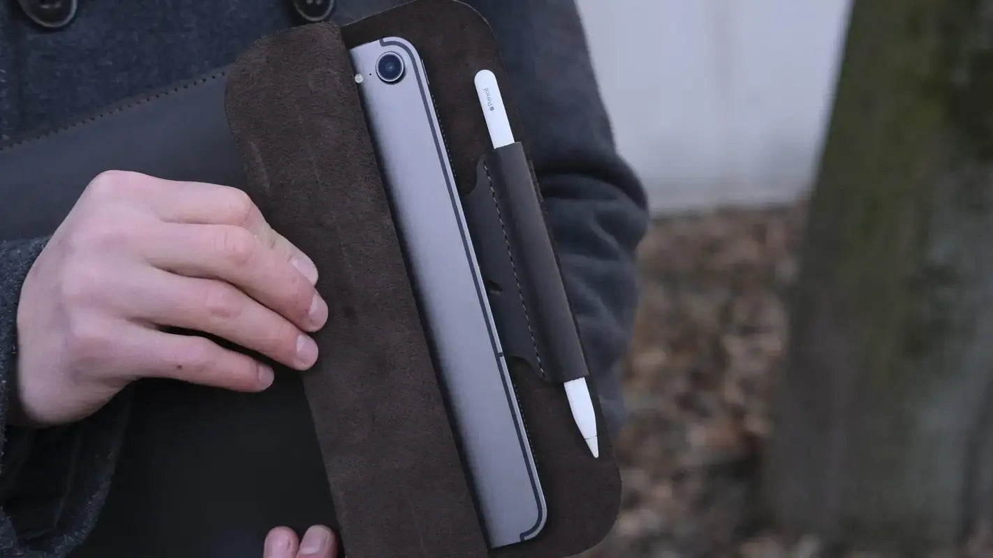 Leather iPad Sleeve – Sleek, Protective & Premium Quality LIS 01