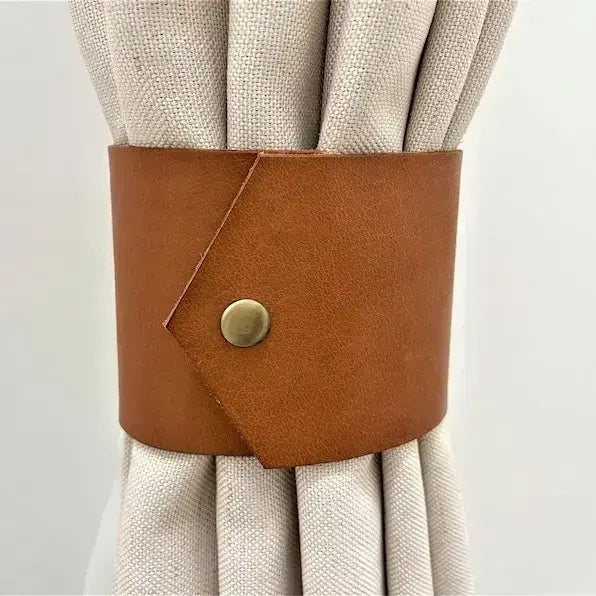 Premium Leather Curtain Closure – Handcrafted Magnetic Tieback for Elegant Home Décor LCC 01