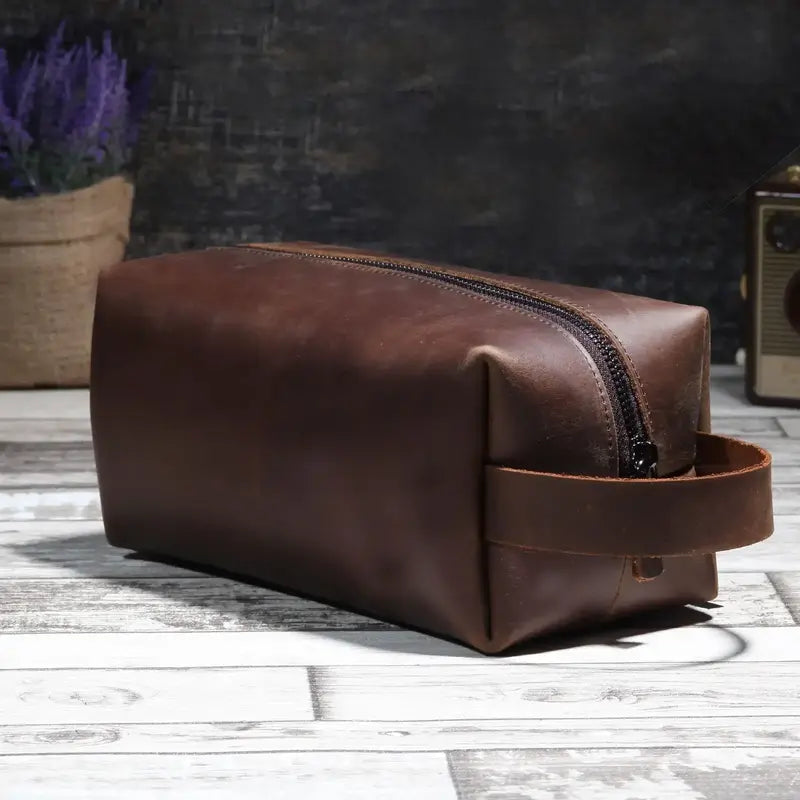 Rustique Luxe Premium Leather Toiletry Bag – Classic Travel Companion LTB 01